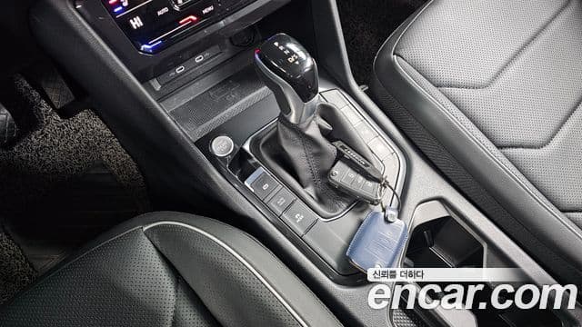 Volkswagen Tiguan Allspace 2022 — ფოტო 9/20