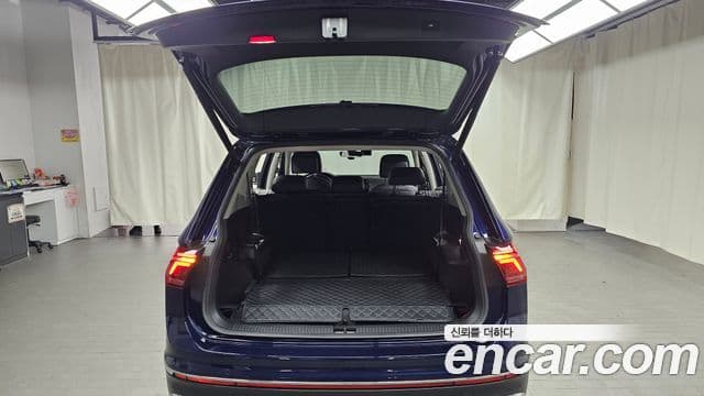 Volkswagen Tiguan Allspace 2022 — ფოტო 20/20