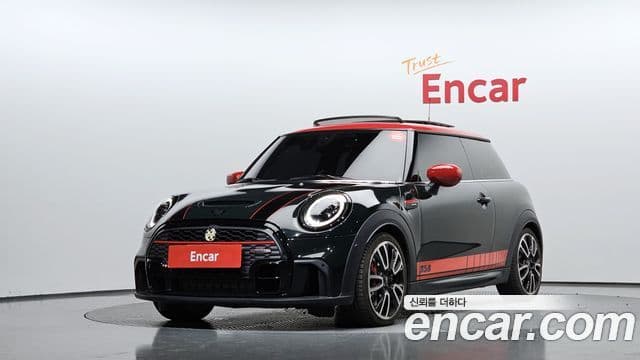 Mini Cooper S 2022 — ფოტო 1/20