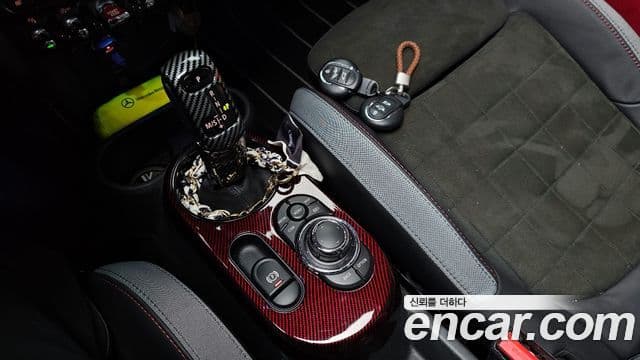 Mini Cooper S 2022 — ფოტო 9/20