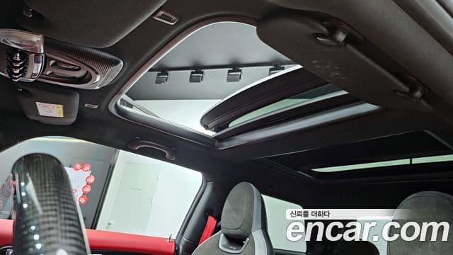 Mini Cooper S 2022 — ფოტო 18/20