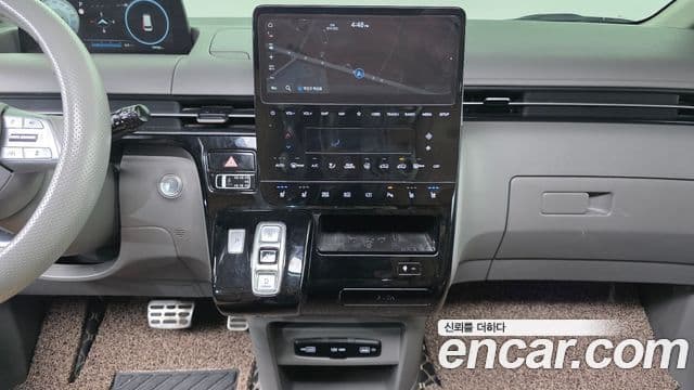 Hyundai Staria 2021 — ფოტო 14/20