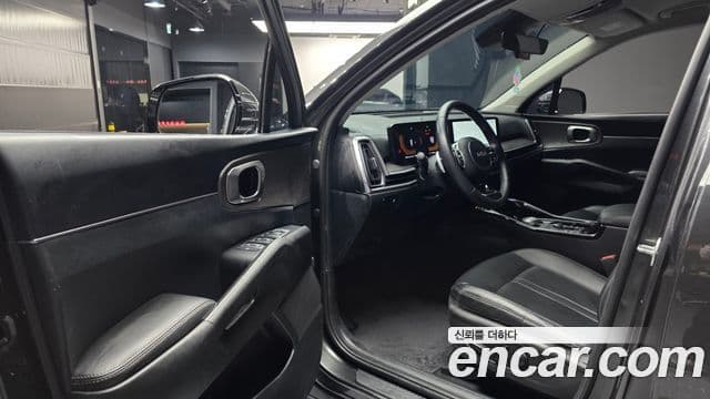 Kia Sorento 2023 — Şəkil 10/20