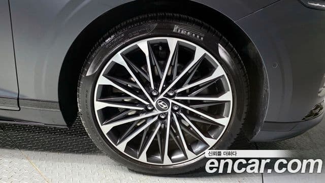 Hyundai Grandeur 2023 — ფოტო 4/20