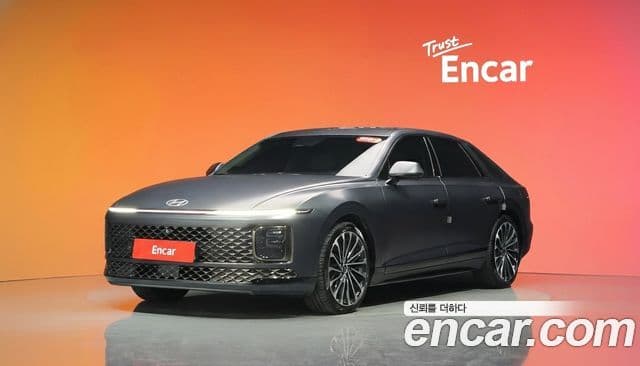 Hyundai Grandeur Hybrid 2023 — ფოტო 6/21