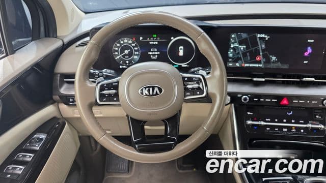 Kia Carnival 2021 — Şəkil 13/20