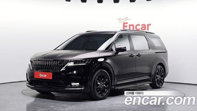 Kia Carnival 2021 — ფოტო 1/20