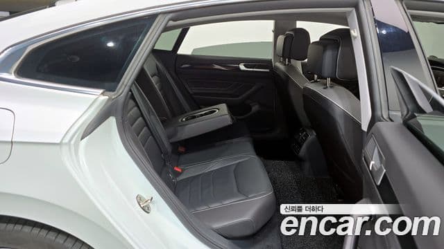 Volkswagen Arteon 2023 — Şəkil 12/20