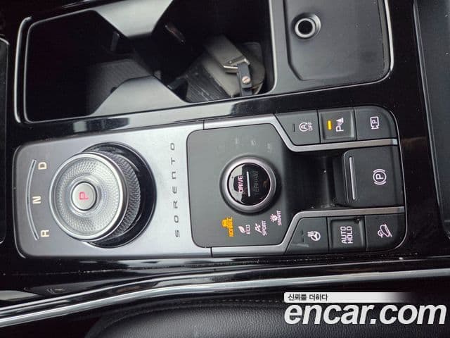 Kia Sorento 2023 — фото 7 из 14