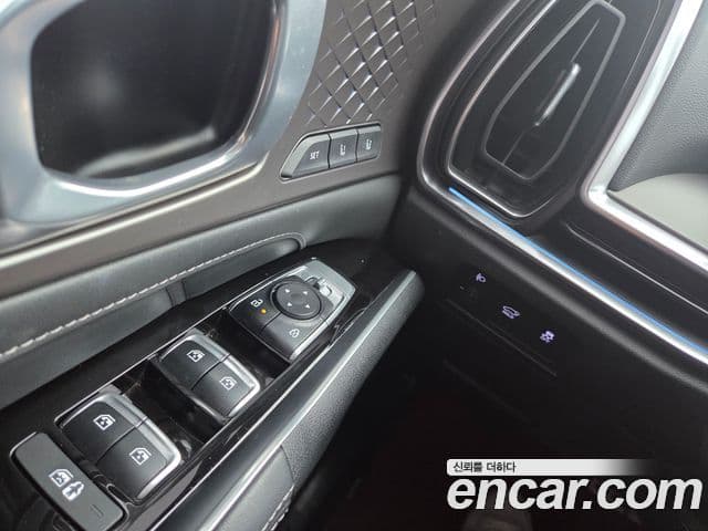 Kia Sorento 2023 — фото 10 из 14