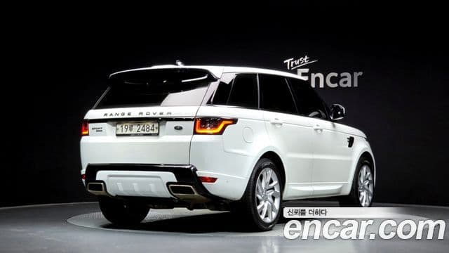 Land Rover Range Rover Sport 2018 — Photo 3/20