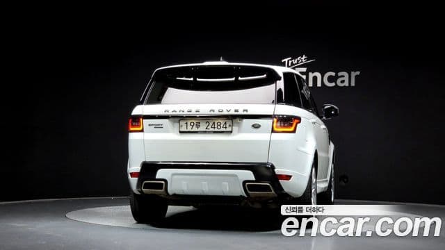 Land Rover Range Rover Sport 2018 — Photo 4/20