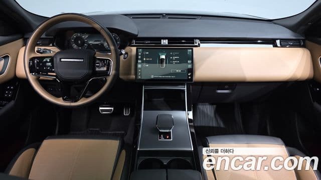 Land Rover Range Rover Velar 2024 — ფოტო 7/20