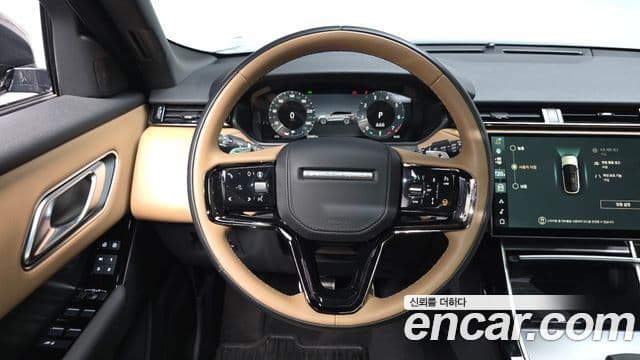 Land Rover Range Rover Velar 2024 — ფოტო 14/20