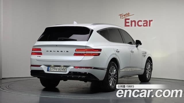 Genesis GV80 2023 — ფოტო 2/20