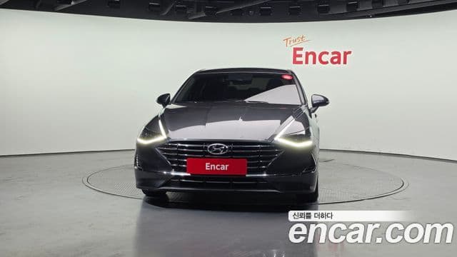 Hyundai Sonata 2021 — ფოტო 3/20