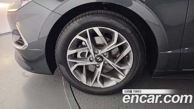 Hyundai Sonata 2021 — ფოტო 5/20