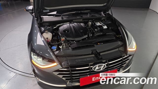 Hyundai Sonata 2021 — ფოტო 6/20