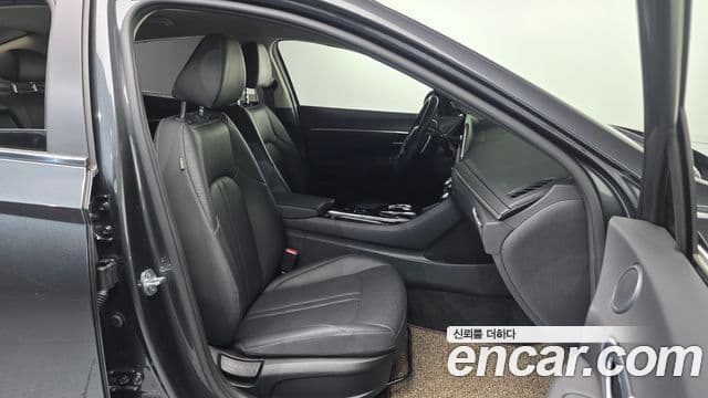 Hyundai Sonata 2021 — ფოტო 10/20