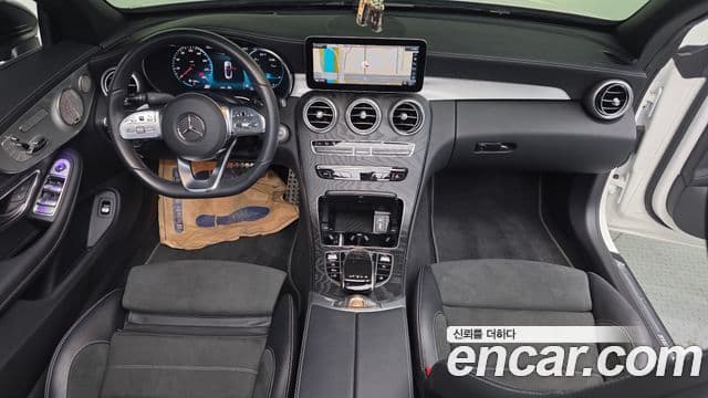 Mercedes-Benz C-Class 2023 — ფოტო 7/20