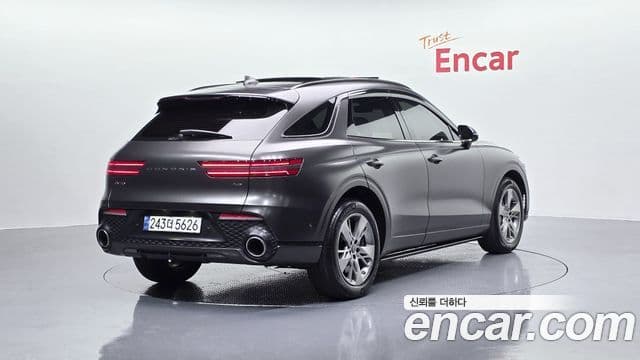Genesis GV70 2023 — Şəkil 2/20
