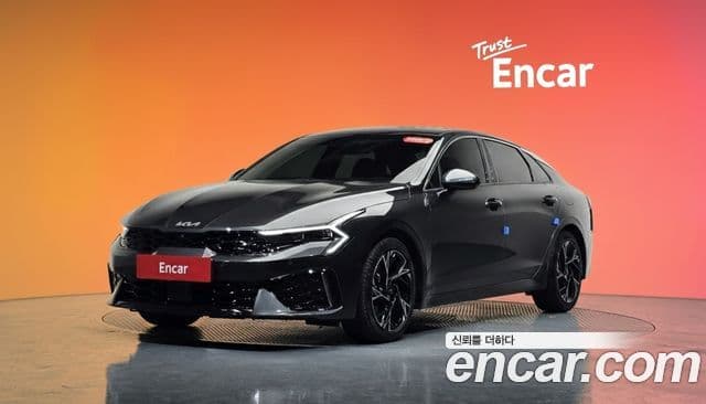 Kia K5 2023 — Şəkil 1/20