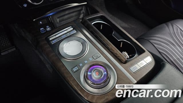 Genesis G80 2021 — ფოტო 19/20