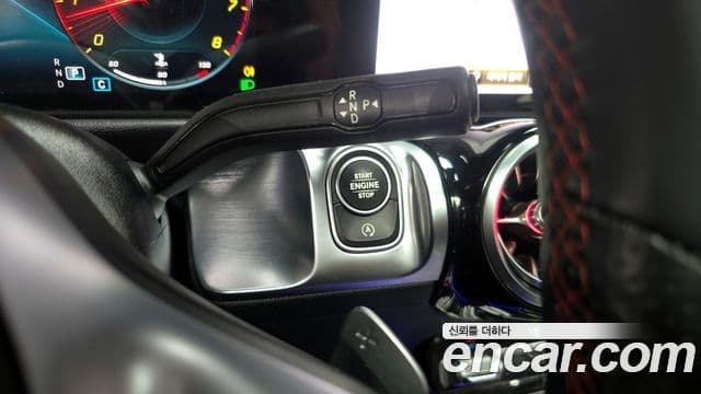 Mercedes-Benz GLB-Class 2021 — Фото 9/20