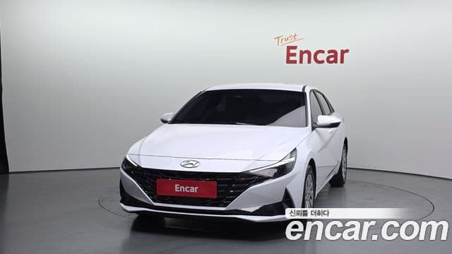 Hyundai The New Avante Hybrid 2022 — Photo 15/20