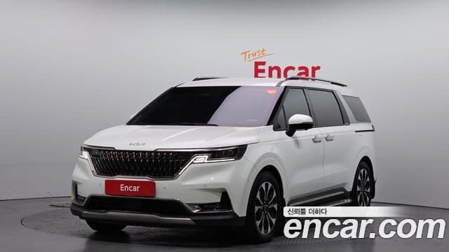 Kia Carnival 2023 — Photo 18/20