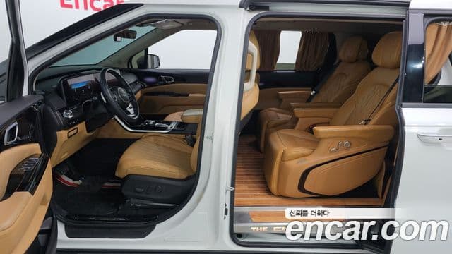 Kia Carnival 2023 — Şəkil 17/20