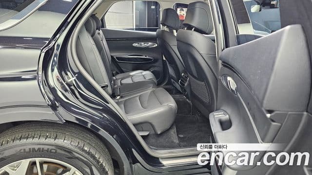 Genesis GV70 2021 — Şəkil 12/20