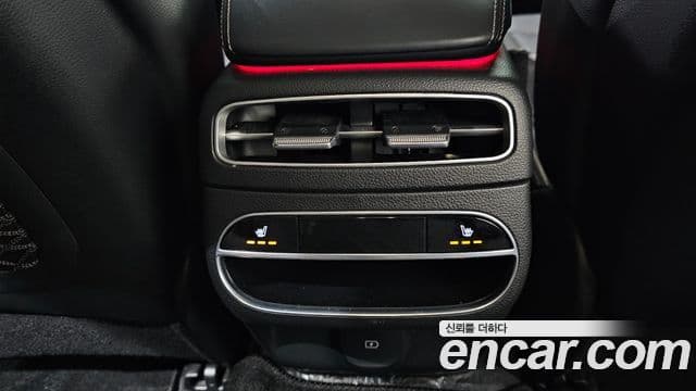 Genesis GV70 2021 — Şəkil 19/20