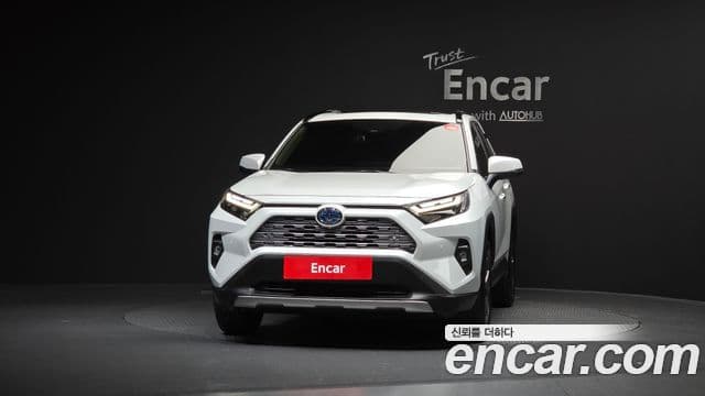 Toyota RAV4 2024 — Şəkil 15/20