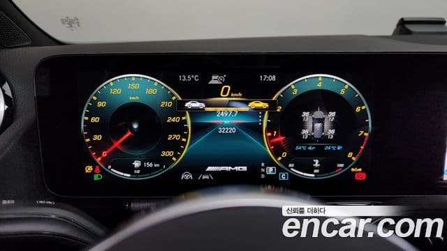 Mercedes-Benz GLA-Class 2022 — Şəkil 8/20