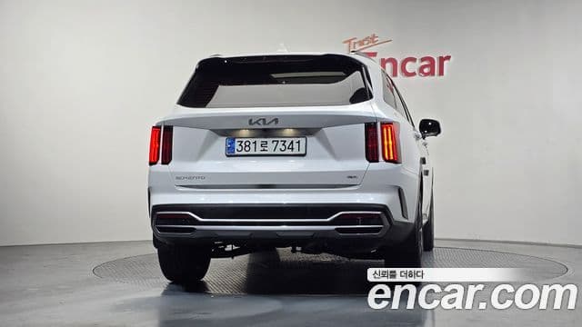 Kia Sorento 2022 — ფოტო 4/20