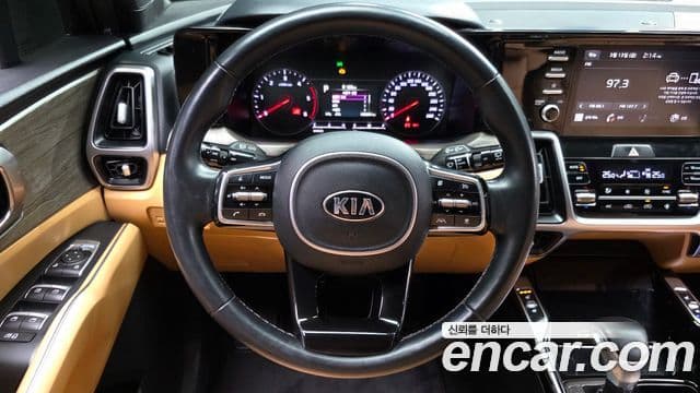 Kia Sorento 2021 — Фото 13/20