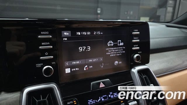 Kia Sorento 2021 — Фото 14/20
