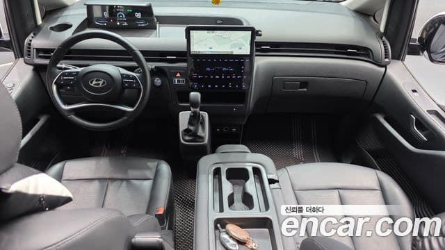 Hyundai Staria 2025 — ფოტო 7/20
