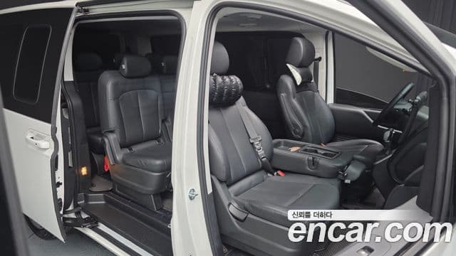 Hyundai Staria 2025 — ფოტო 12/20