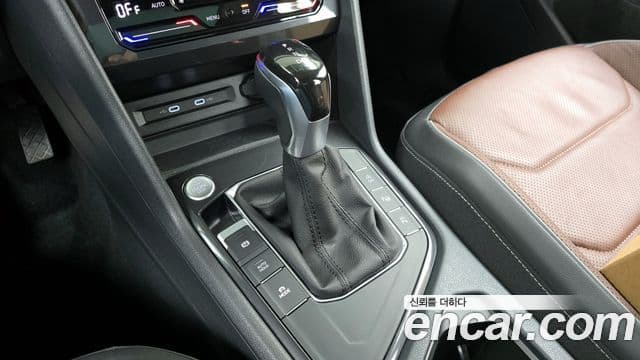 Volkswagen Tiguan Allspace 2023 — Şəkil 9/20