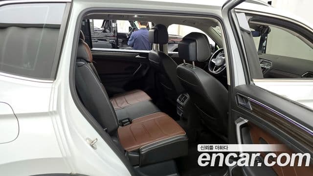 Volkswagen Tiguan Allspace 2023 — Şəkil 12/20