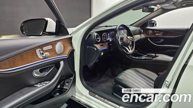 Mercedes-Benz E-Class 2019 — Şəkil 11/20