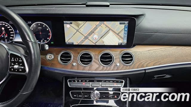 Mercedes-Benz E-Class 2019 — Şəkil 2/20