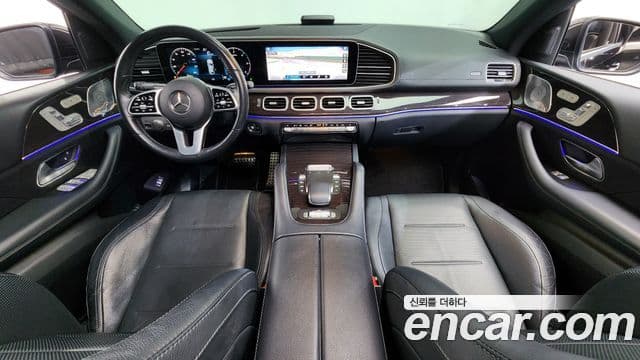 Mercedes-Benz GLE-Class 2021 — Photo 18/20