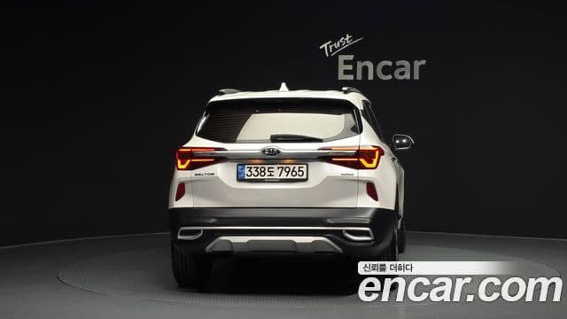 Kia Seltos 2020 — ფოტო 4/20