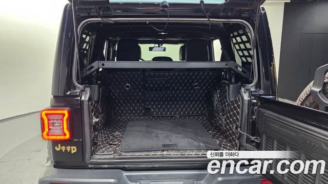 Jeep Wrangler 2018 — Photo 18/20