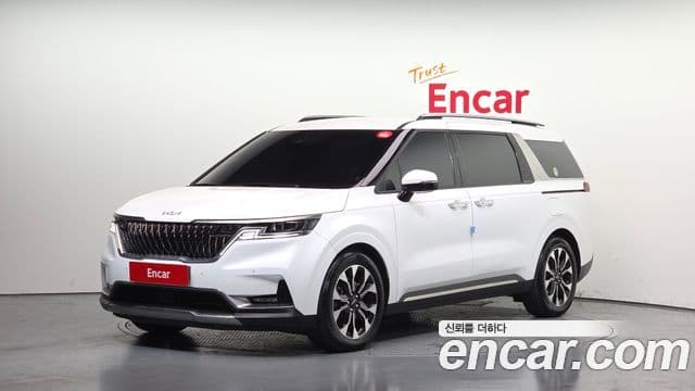 Kia Carnival 2022 — ფოტო 1/20