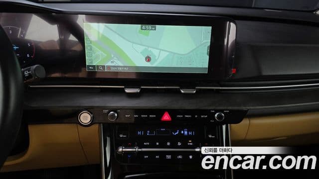 Kia Carnival 2022 — ფოტო 18/20