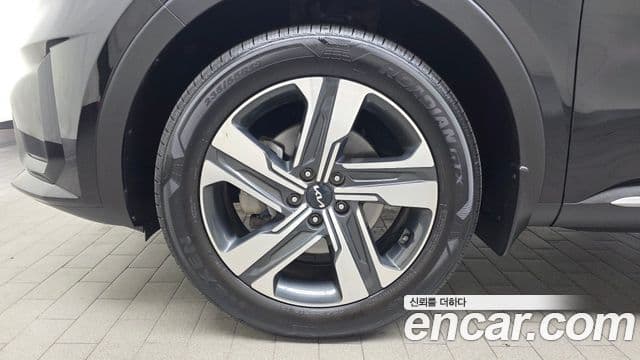 Kia Sorento 2023 — фото 5 из 20